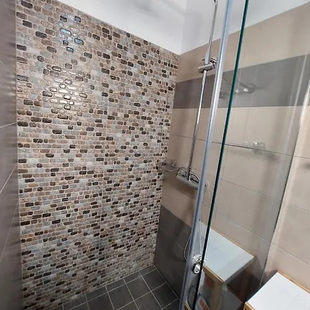 Tafa Apartamento Tirana