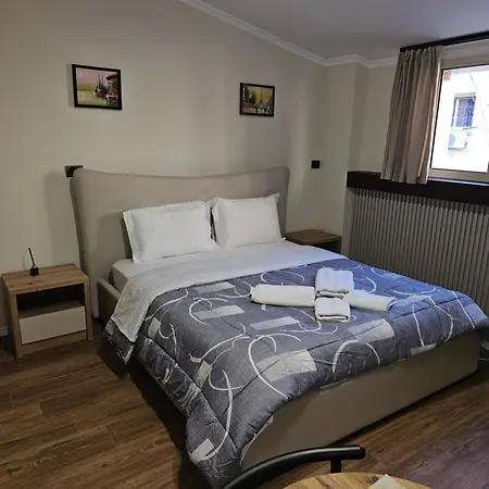 Tafa Apartamento Tirana